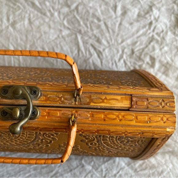 Vintage Boho Wooden Mandala Embossed Statement Handbag Purse Clutch - Picture 8 of 12